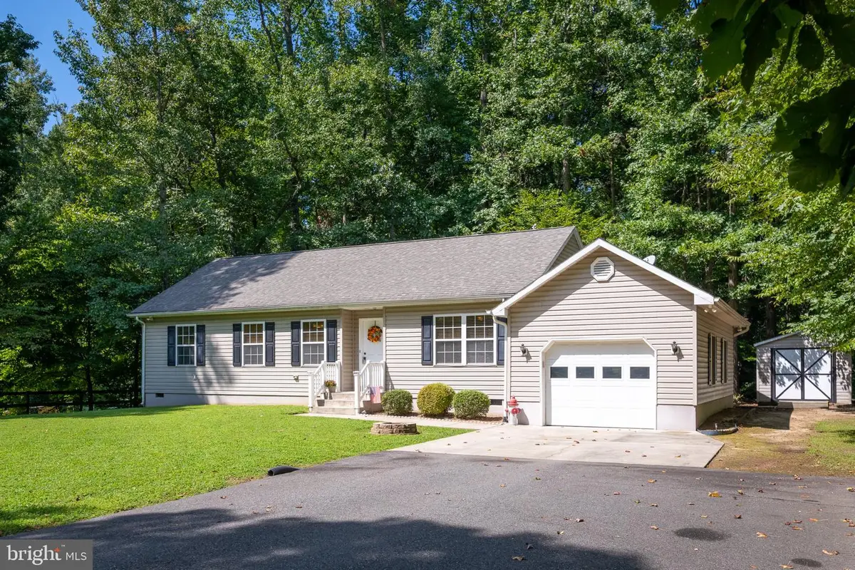 8329 Delegate Dr, King George, VA 22485 - #1