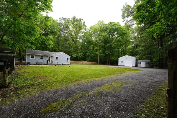 673 Oak Springs Dr, AYLETT, VA 23009