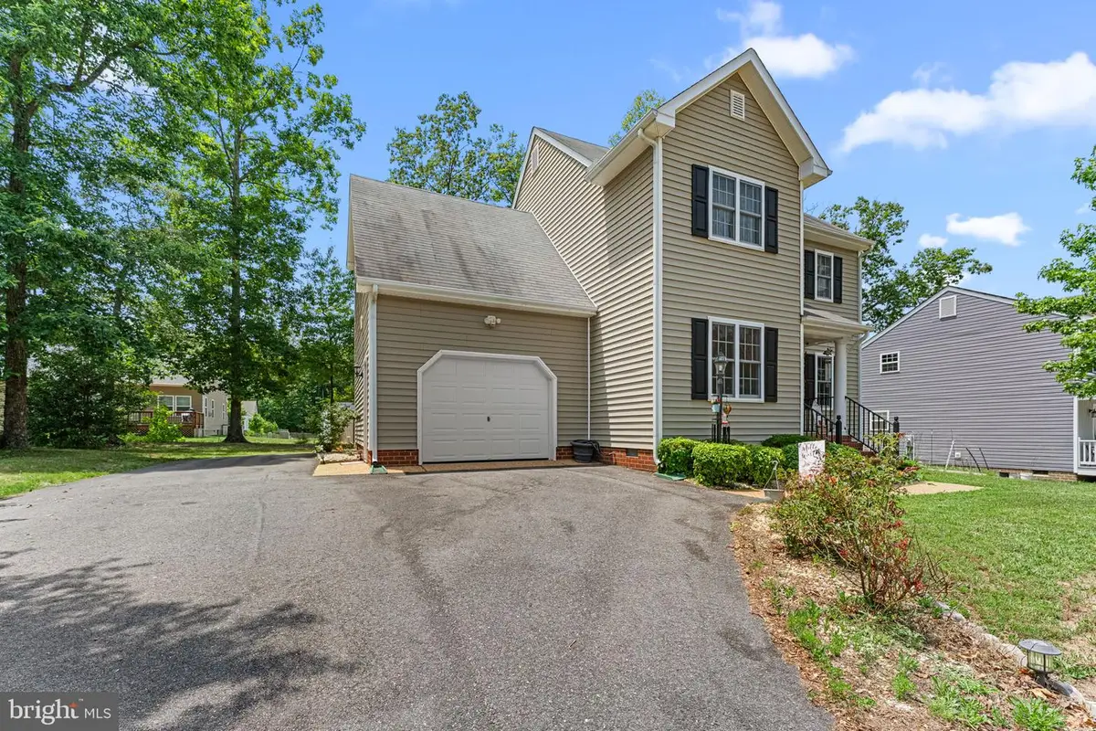 112 Central Pkwy, Aylett, VA 23009 - #1