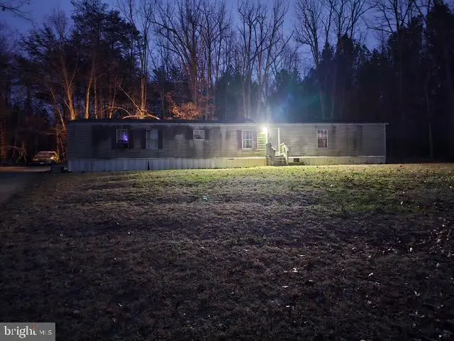 156 Foster Trl, Louisa, VA 23093 - Image #1