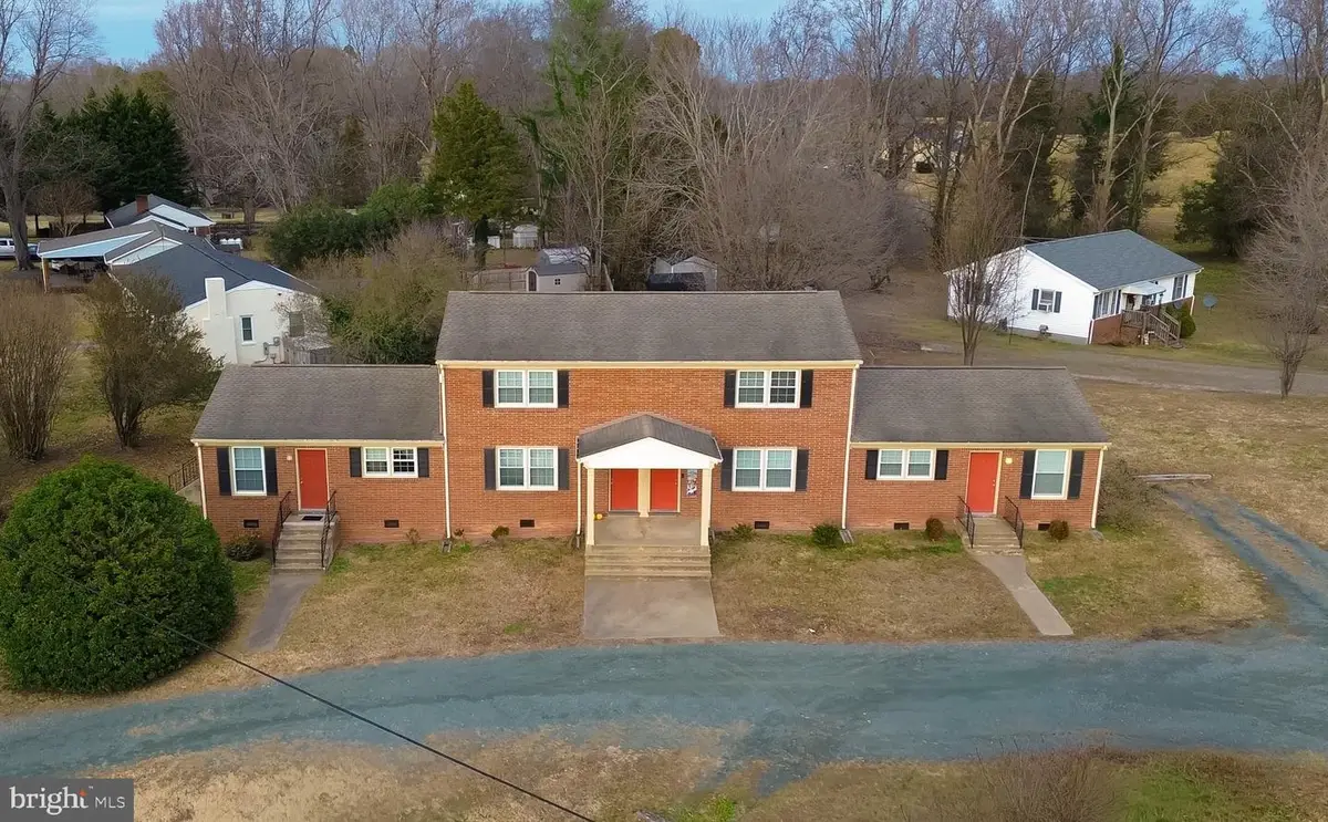 101 Patrick Henry Dr, Louisa, VA 23093 - Image #1