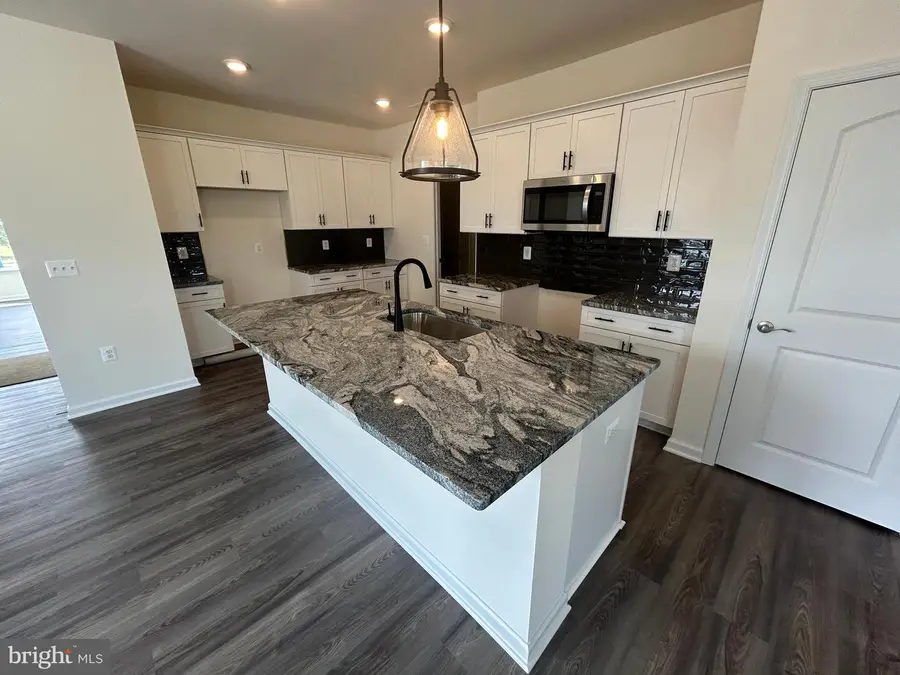 464 Bayberry Ln, Zion Crossroads, VA 22942 - #2