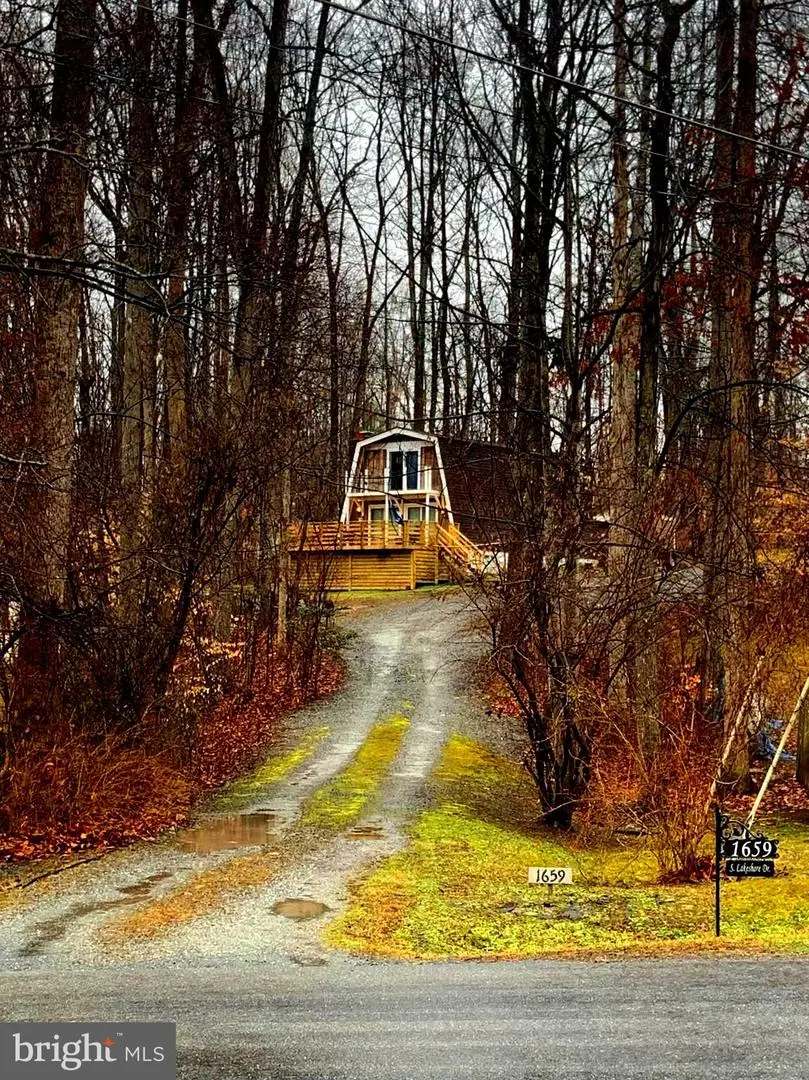 1659 S Lakeshore Dr, Louisa, VA 23093 - #2