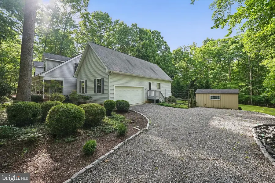 724 Mitchell Point Rd, Mineral, VA 23117 - #2