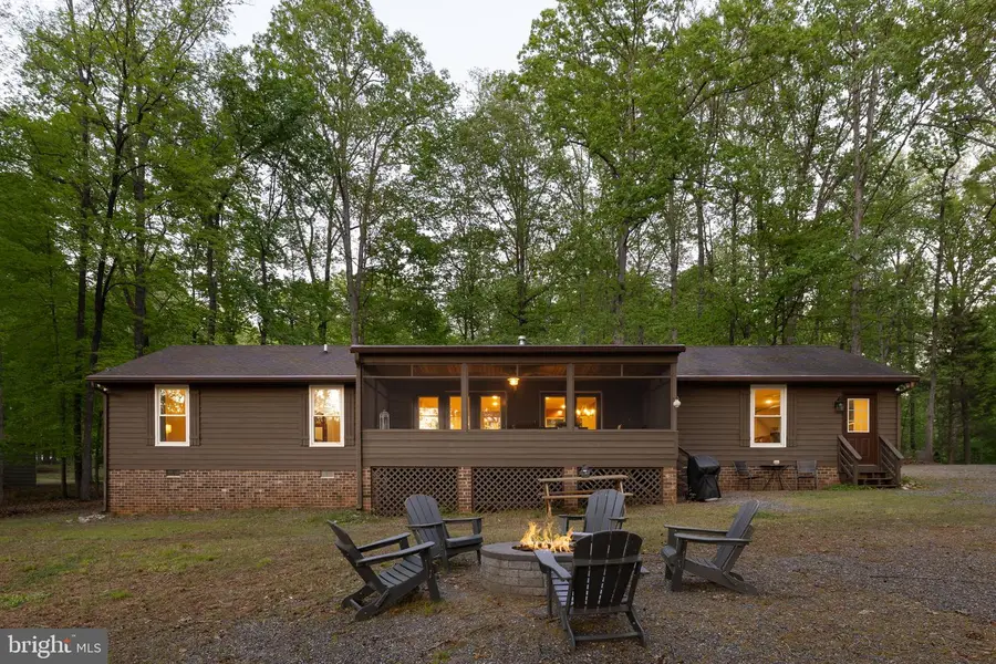 154 Becky Ct, Bumpass, VA 23024 - #2