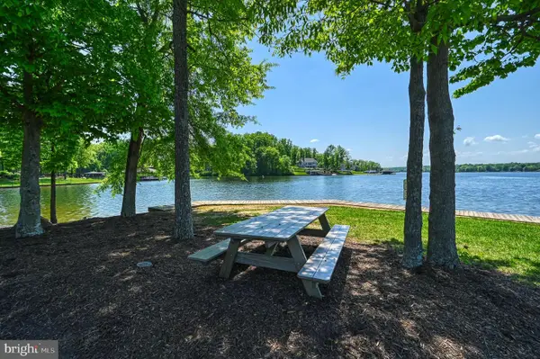 92 Mill Run, BUMPASS, VA 23024