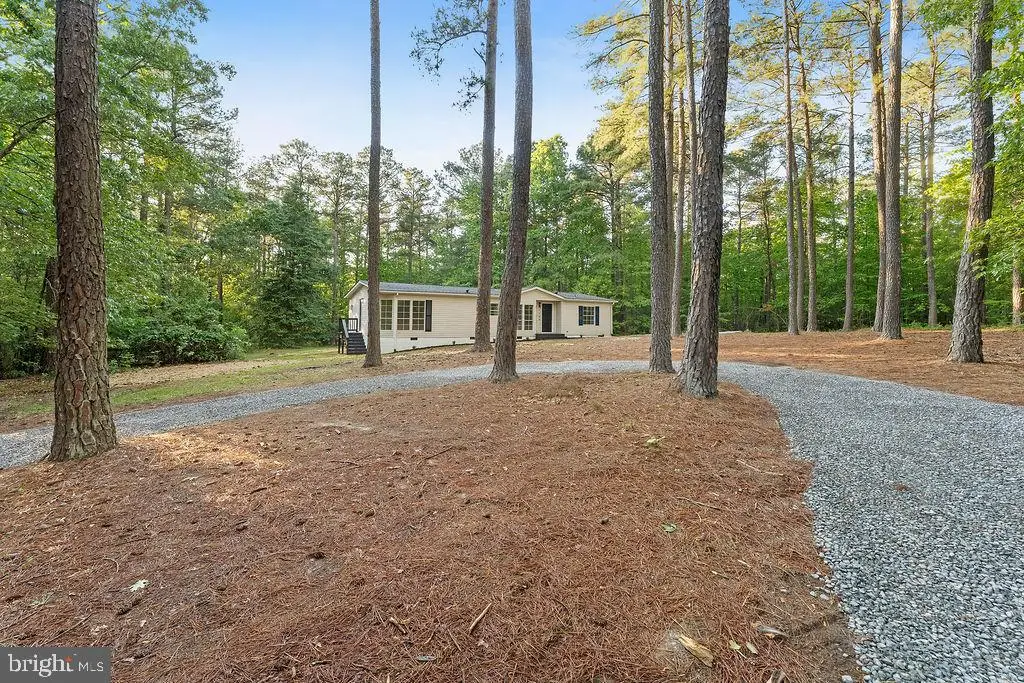 1109 Eastham Rd, Bumpass, VA 23024 - #1