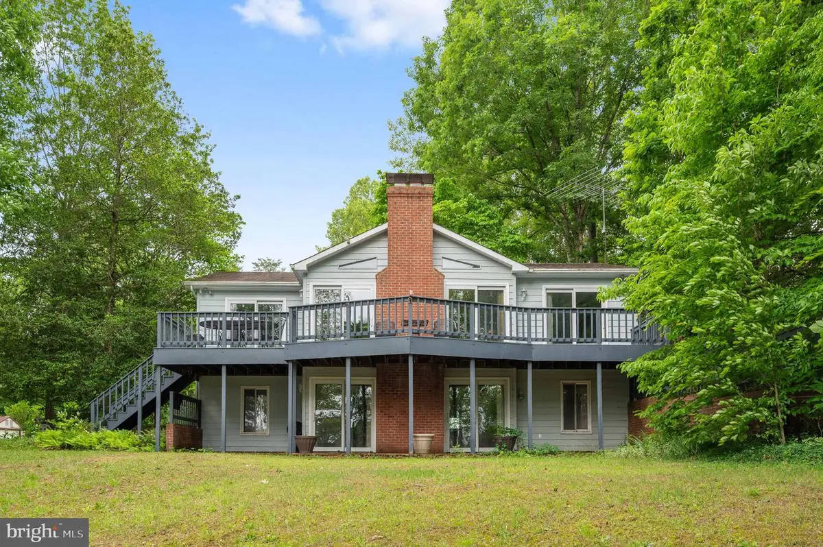 303 Pine Dr, Louisa, VA 23093 - #1