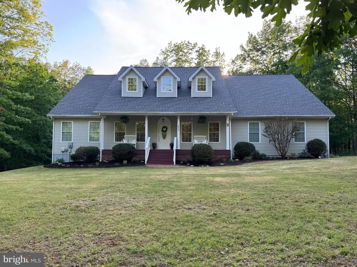 1803 Shenandoah Crossing Dr, Gordonsville, VA 22942 - #1