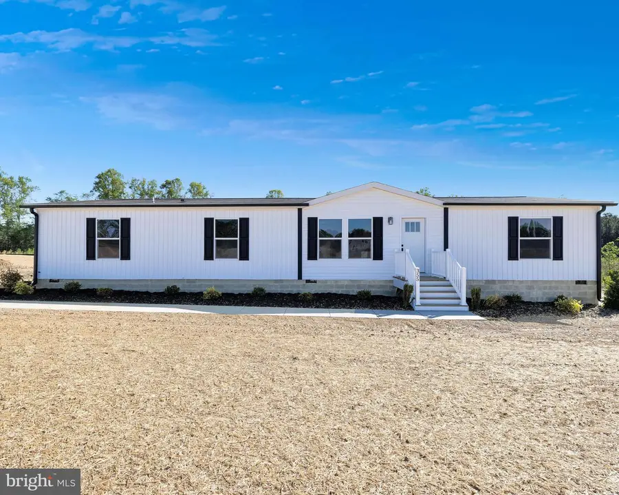 355 Moorefield Rd, Mineral, VA 23117 - #2