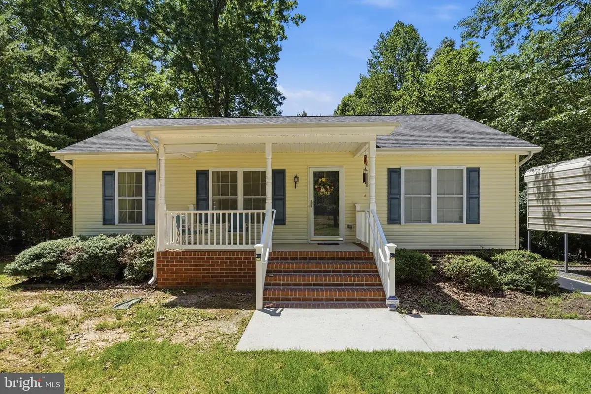 754 S Bluewater Blvd, Mineral, VA 23117 - #1