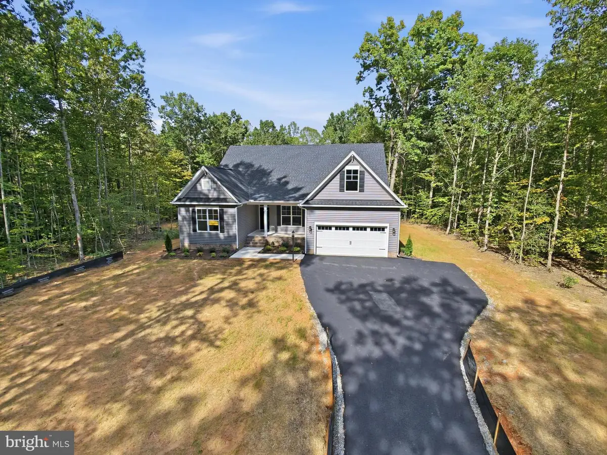 3178 Three Chopt Rd, Gum Spring, VA 23065 - #1