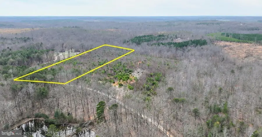 1 Wesbey Dr, Louisa, VA 23093 - #2