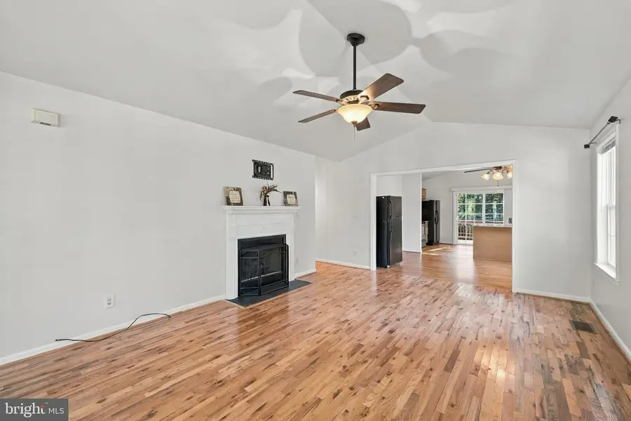 297 Poplar Dr, Louisa, VA 23093 - #3