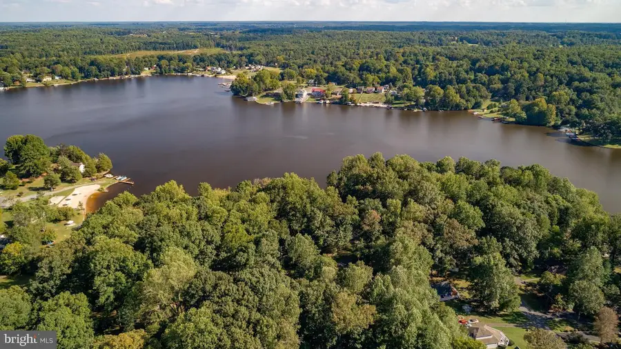 64 Pine Rd, Louisa, VA 23093 - #3