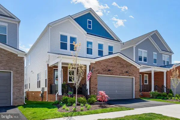 23626 Jayadev Ter, ASHBURN, VA 20148