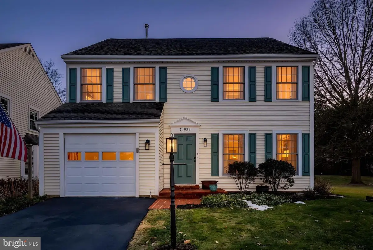 21039 Barcroft Way, Sterling, VA 20164 - #1