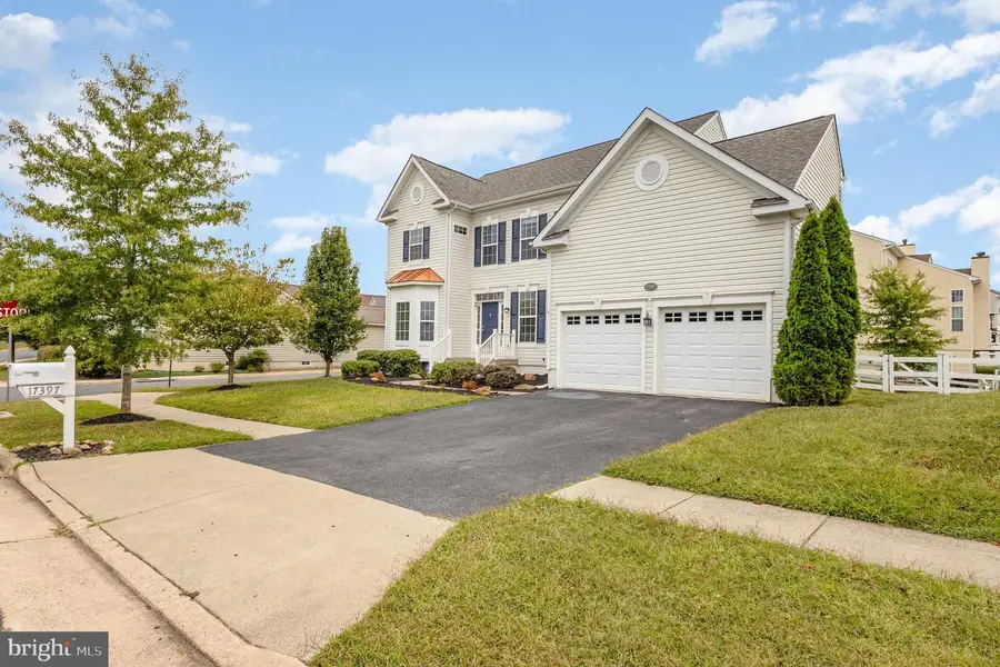 17397 Tedler Cir, Round Hill, VA 20141 - Image #2