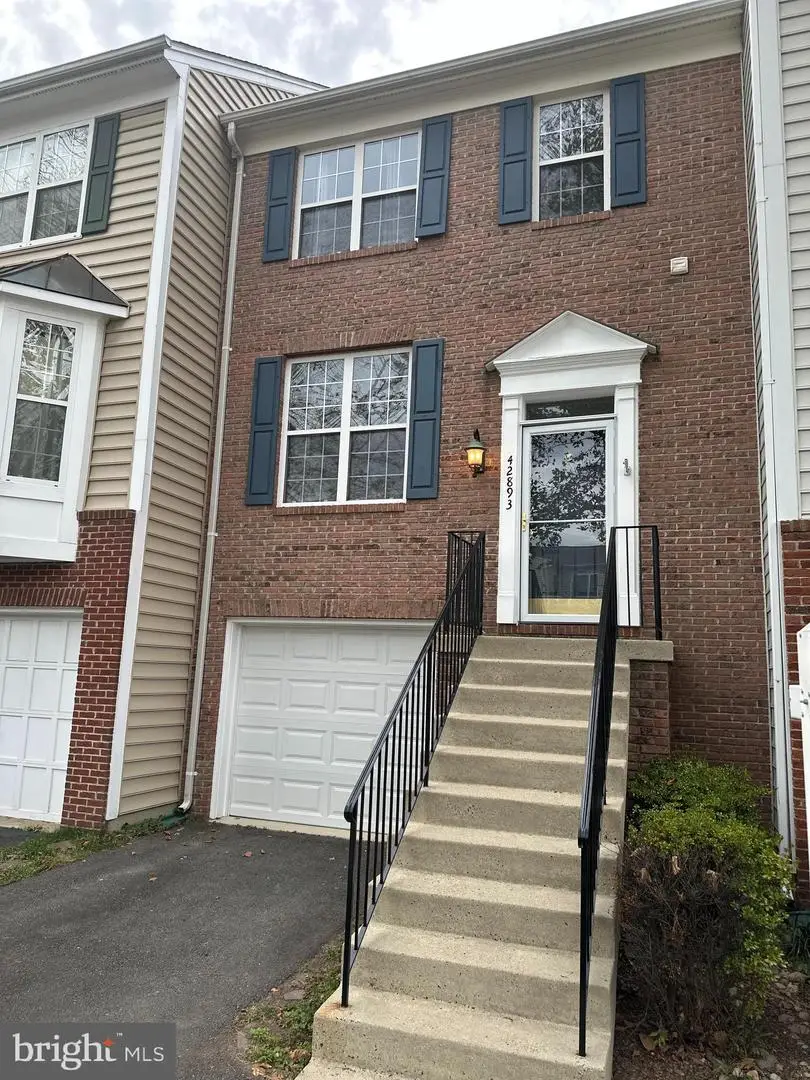 42893 Golf View Dr, South Riding, VA 20152 - Image #3