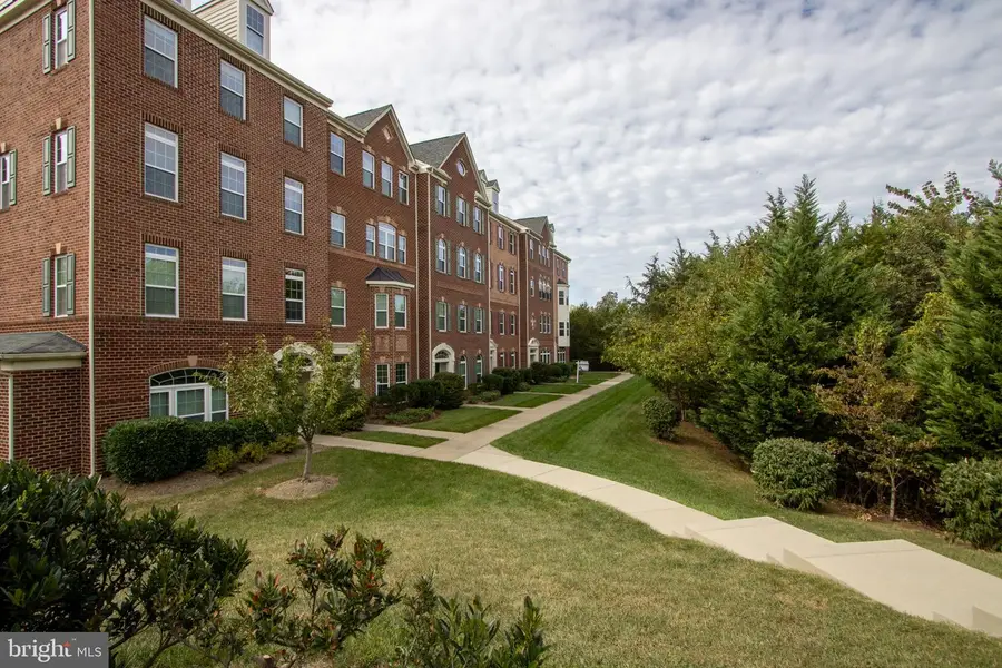 43842 Artsmith Ter, Ashburn, VA 20147 - Image #3