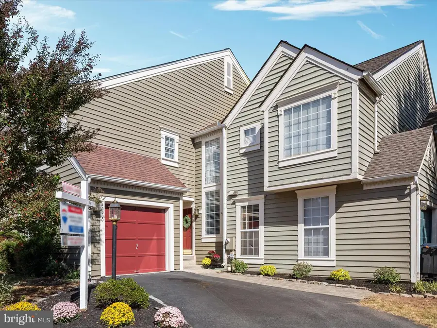 43800 Stonebridge Dr, Ashburn, VA 20147 - Image #2