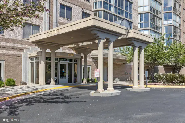 19355 Cypress Ridge Ter #612, LEESBURG, VA 20176