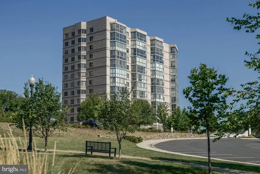 19355 Cypress Ridge Ter #612, Leesburg, VA 20176 - Image #3