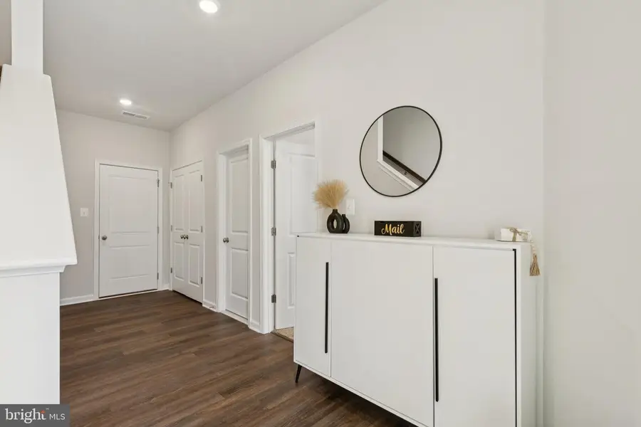 1636 Field Sparrow Ter Ne, Leesburg, VA 20176 - Image #2