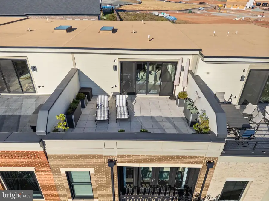 20304 Northpark Dr, Ashburn, VA 20147 - Image #3