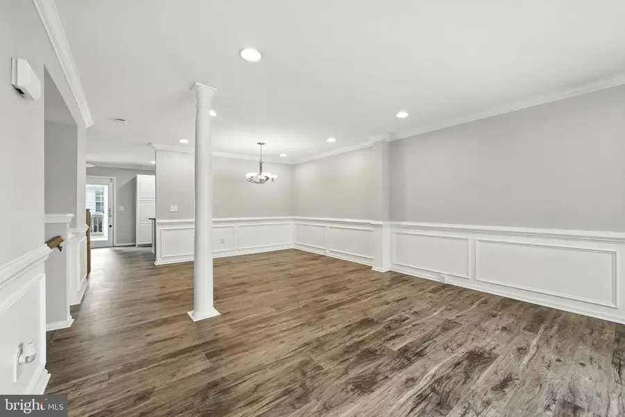 20419 Charter Oak Dr, Ashburn, VA 20147 - Image #3