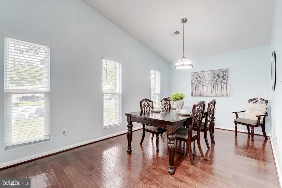 316 Hanford Ct, Sterling, VA 20164 - Image #3