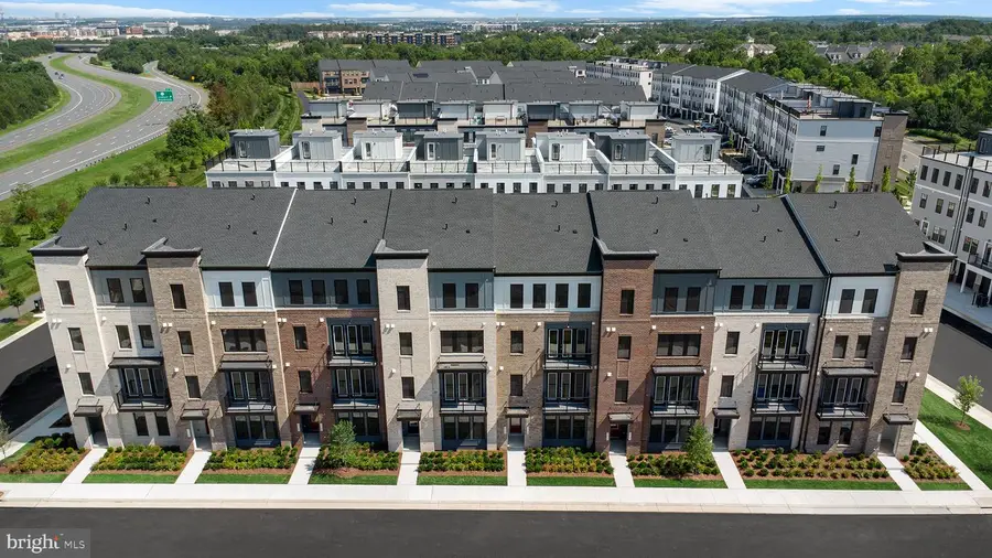 21744 Dollis Hill Ter, Broadlands, VA 20148 - Image #3