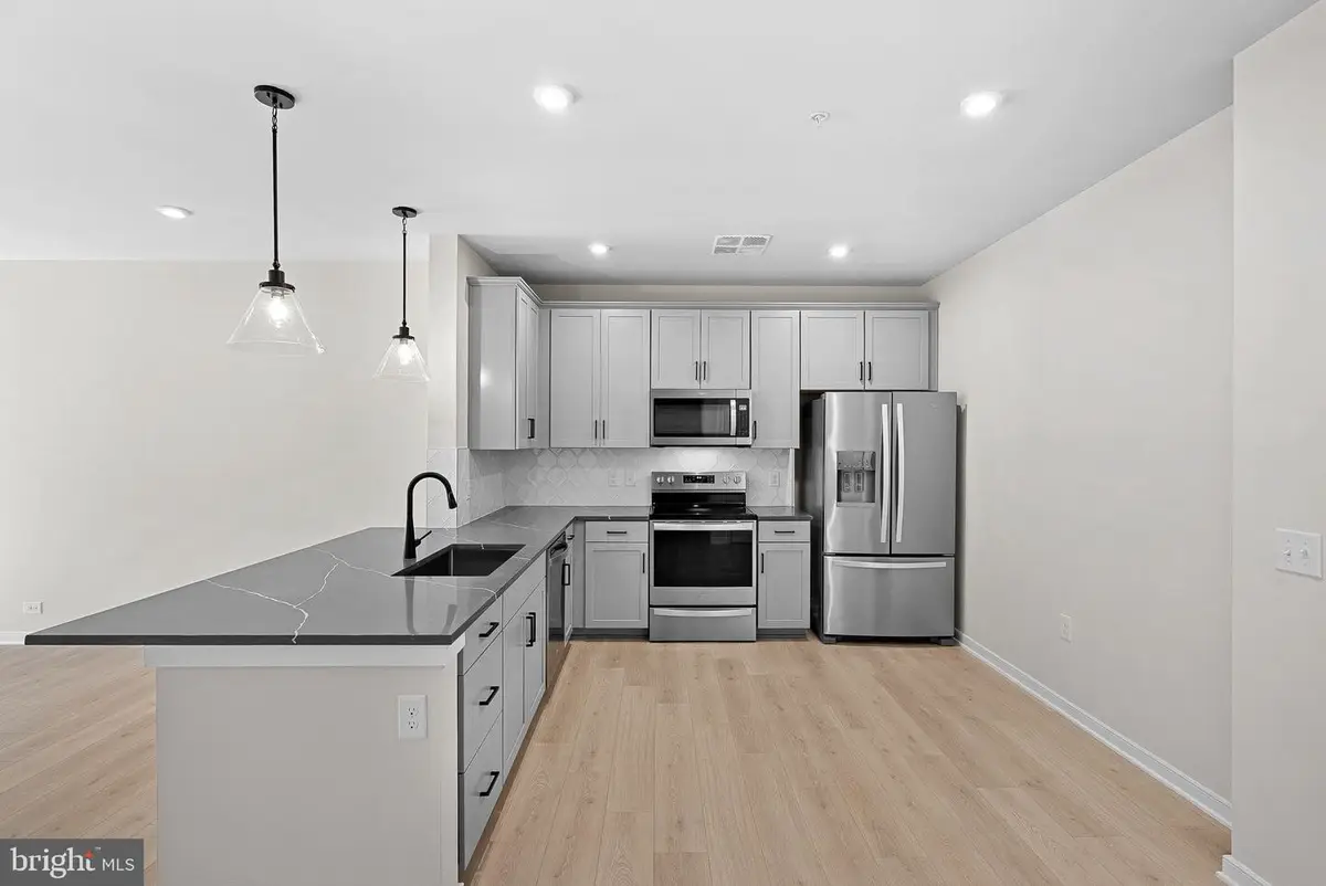 750 Mount Airy Ter Ne #304, Leesburg, VA 20176 - Image #1