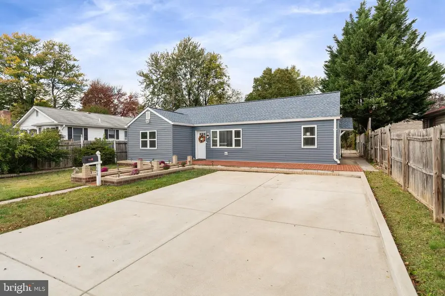 608 Ne Blue Ridge Ave Ne, Leesburg, VA 20176 - Image #3