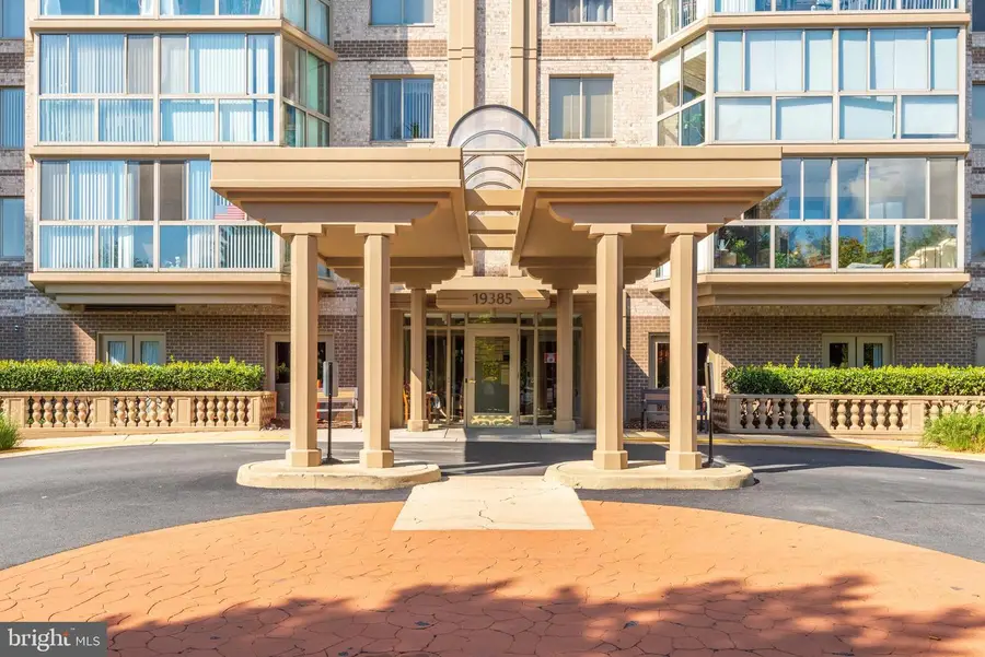 19385 Cypress Ridge Ter #907, Leesburg, VA 20176 - Image #2
