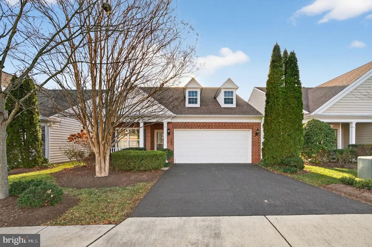20389 Oyster Reef Pl, Ashburn, VA 20147 - Image #1