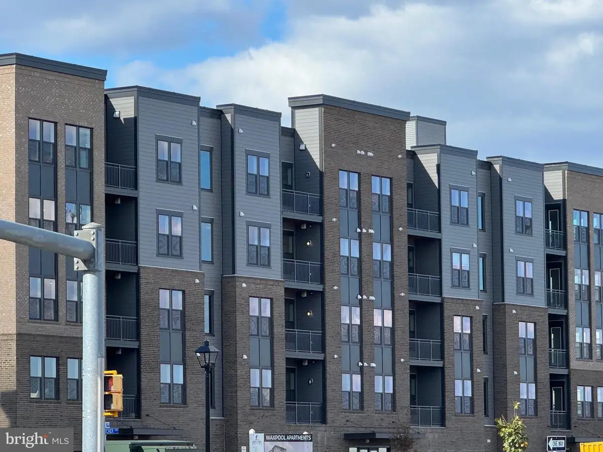 21731 Dovekie Ter #408, Ashburn, VA 20147 - Image #1