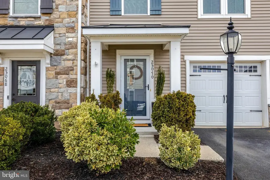 25070 Mcculley Ter, Aldie, VA 20105 - Image #2