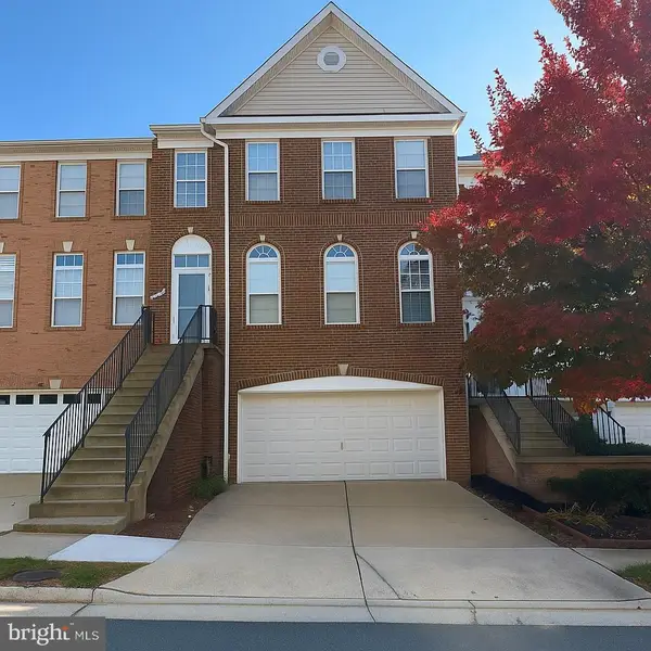 21480 Trowbridge Sq, ASHBURN, VA 20147