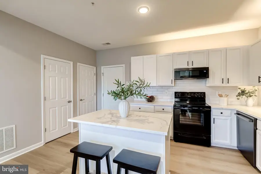 44848 Tiverton Sq, Ashburn, VA 20147 - Image #3