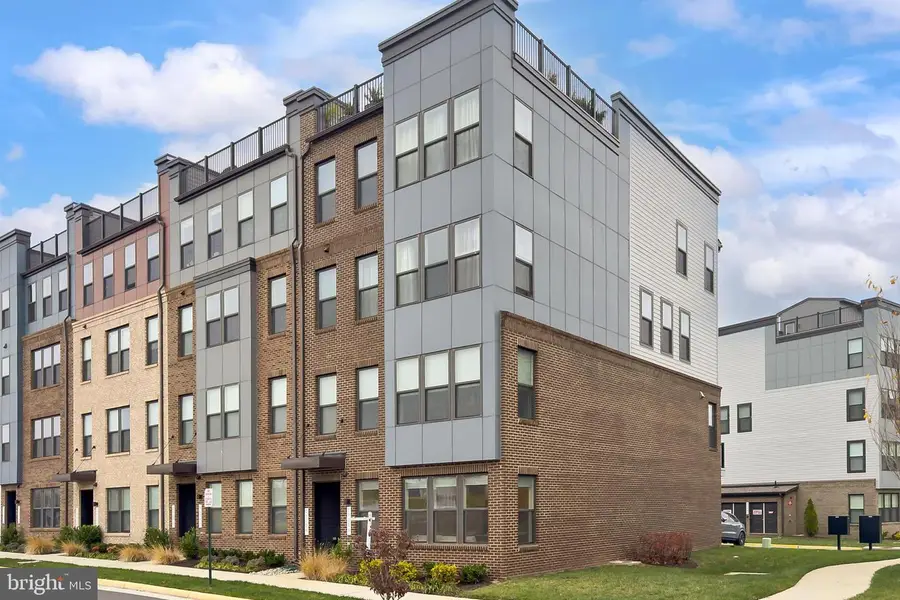 20328 Newfoundland Sq, Ashburn, VA 20147 - Image #2