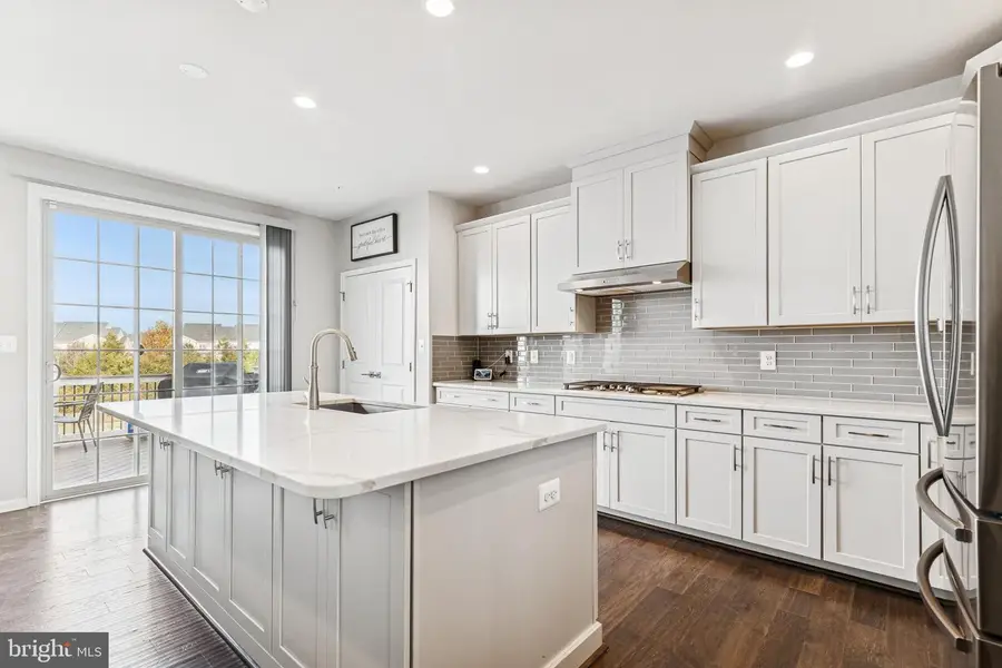 23747 Hopewell Manor Ter, Ashburn, VA 20148 - Image #3