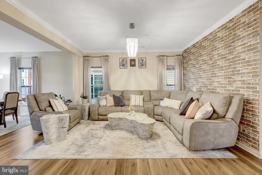 25381 Patriot Ter, Aldie, VA 20105 - Image #2