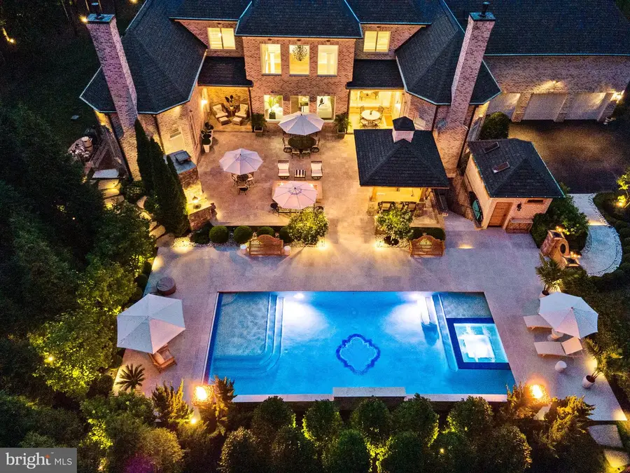 22608 Creighton Farms Dr, Leesburg, VA 20175 - Image #3