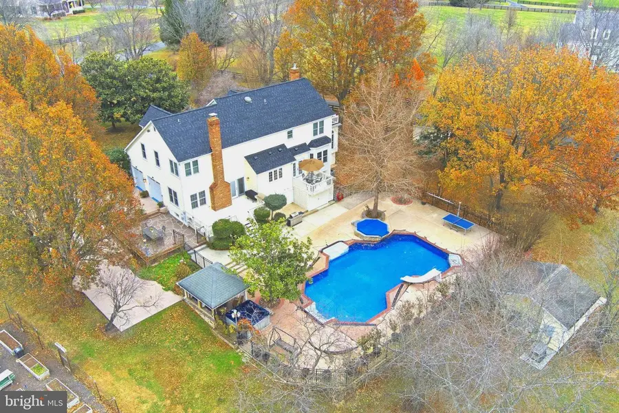 15700 Trapshire Ct, Waterford, VA 20197 - Image #2