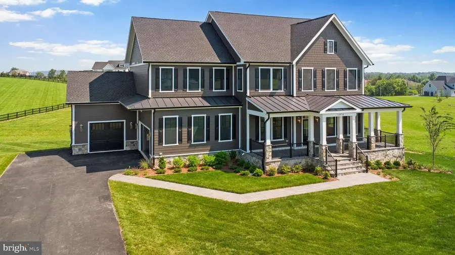 14914 Mogul Ct, Waterford, VA 20197 - Image #2