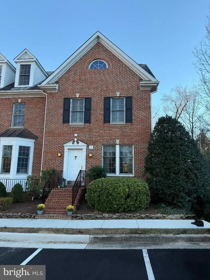 9 Hunt Ct, Middleburg, VA 20117 - Image #1