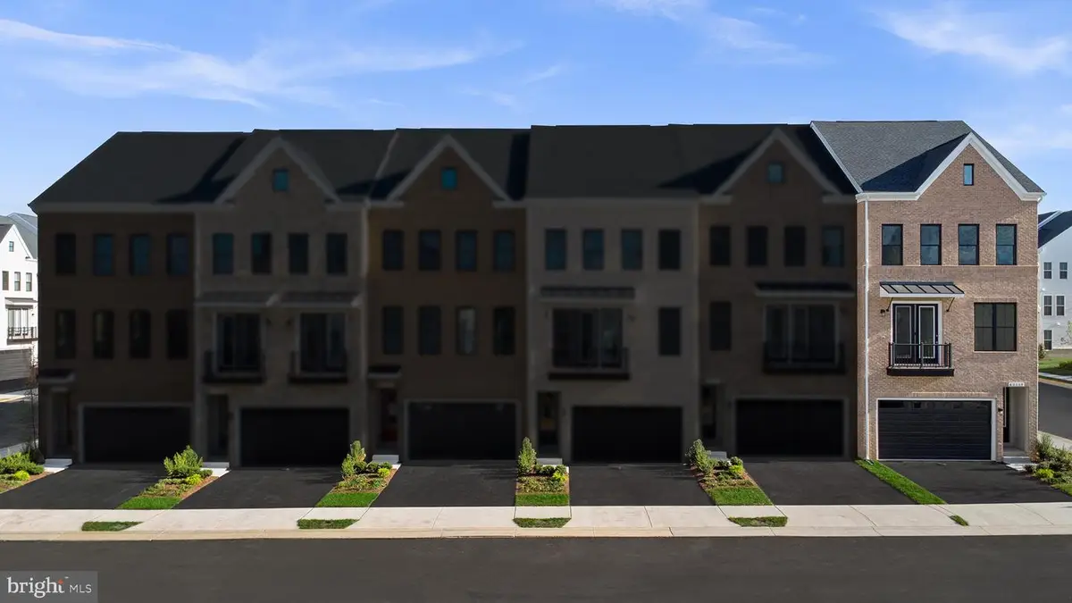 42119 Picasso Sq, Ashburn, VA 20148 - Image #1