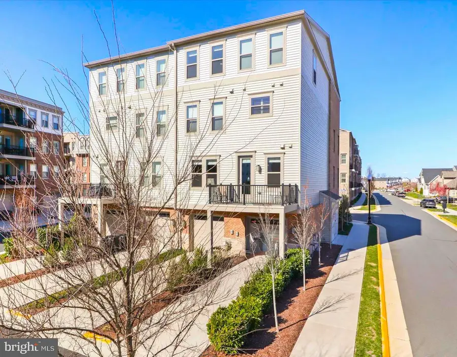 23606 Havelock Walk Ter, Ashburn, VA 20148 - Image #2