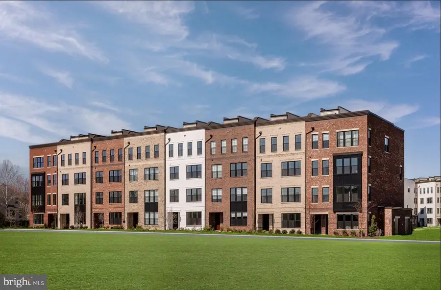 43437 Monroe Crest Ter, Ashburn, VA 20148 - Image #2